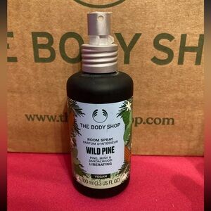 ISO The Body Shop Wild Pine Room Spray Limited Edition